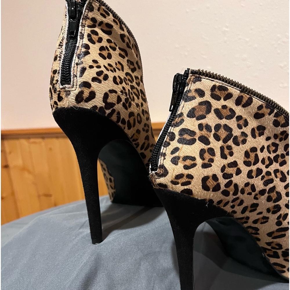 Carlos leopard print stiletto booties Mobwife 🔥 - Picture 2 of 7